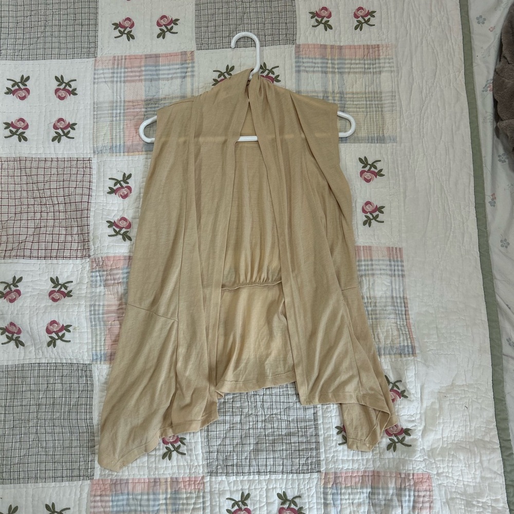 Dots Cream Sleeveless Top